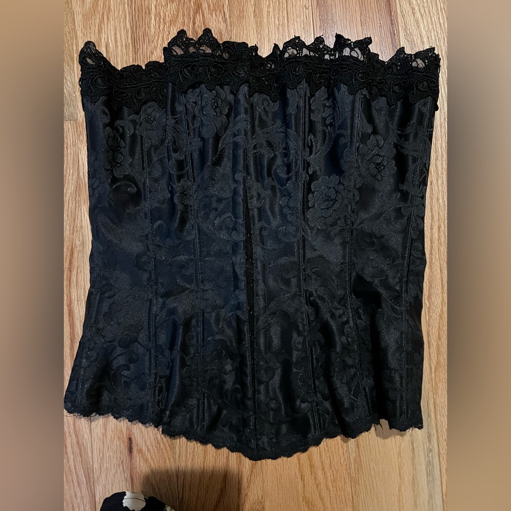 Black Frederick’s of Hollywood Corset